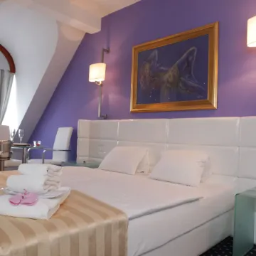 Hotel Phoenix