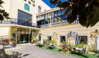 Hotel Los Templarios - Mountain view