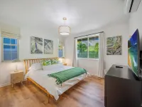Oahu Family cabin_Oceanview and Beach Fun