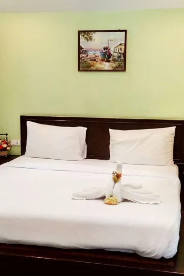 ห้องสแตนดาร์ด เตียงใหญ่ 1 เตียง