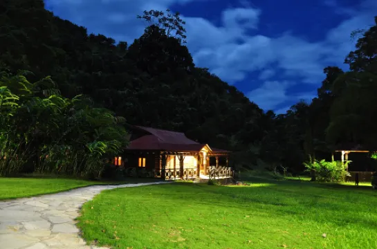 Platon Ecolodge Hotels in Municipio Santa Cruz de Barahona