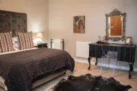 A' Queenslin Guesthouse Hotels in Paarl