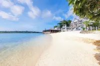Ramada Resort by Wyndham Port Vila - pantai