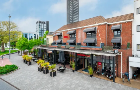 萊昂納多奧蘭治酒店利瓦頓