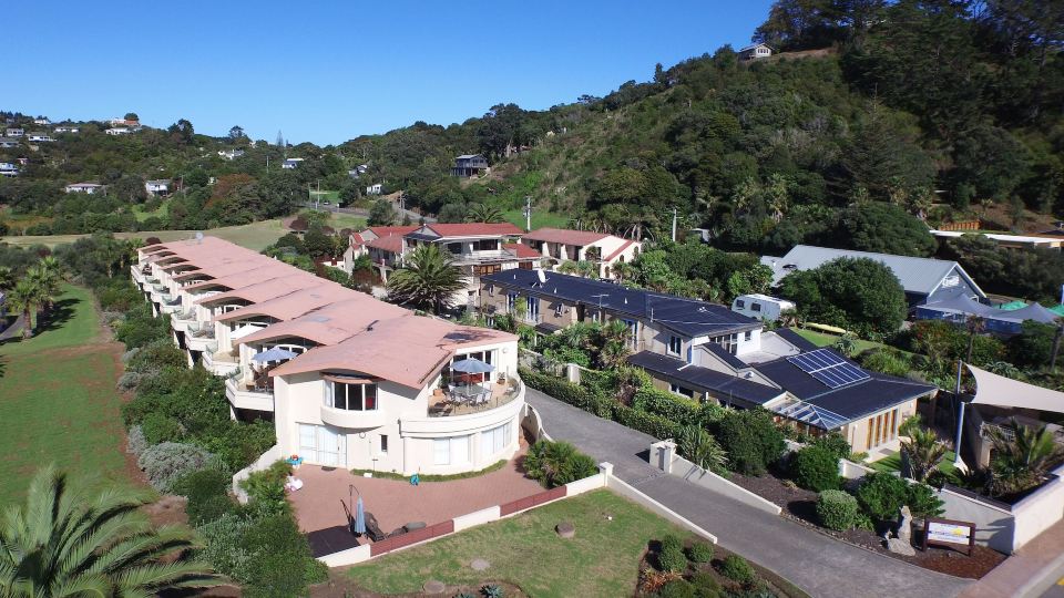 Onetangi Beach Apartments