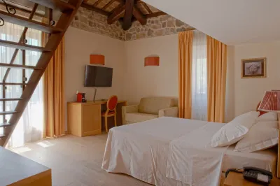 Hotel 99 Cannelle Các khách sạn ở Rocca di Cambio