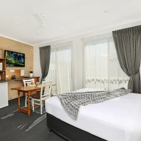 Caboolture Riverlakes Boutique Motel
