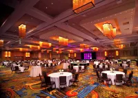 Great Cedar Hotel at Foxwoods Hotels in Ledyard