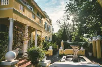 De Haas Luxury Living at Villa Grande Hotels near Stellenbosch University