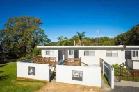 Top of the Lake Holiday Units Hotels in Pambula