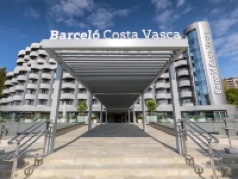 Barceló Costa Vasca Hotels near Comb of the Wind (Eduardo Chillida, 1976)