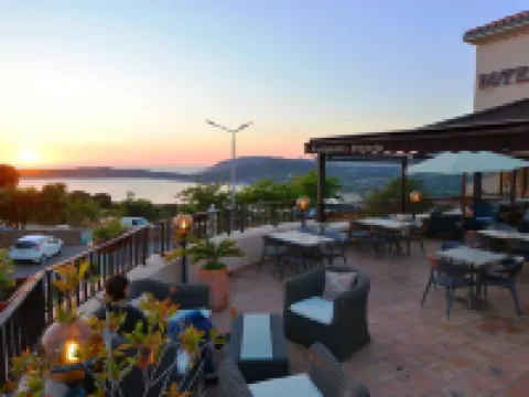 Hotel & Restaurant le Saint Jean Hotels in Cargese