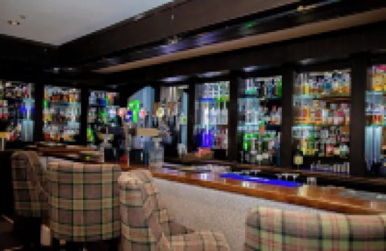 더 에니스킬런 호텔 앤드 모텔