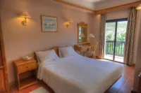 St. Patrick's Hotel Hotels in Xlendi