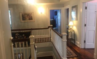 Six Acres Bed & Breakfast