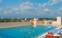 Classic Sarovar Portico Trivandrum - Pools