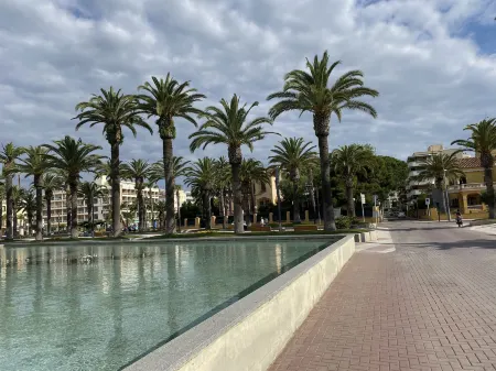 Apartamentos Norte 14 Отели в г. Салоу