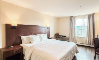 West Edmonton Mall Inn