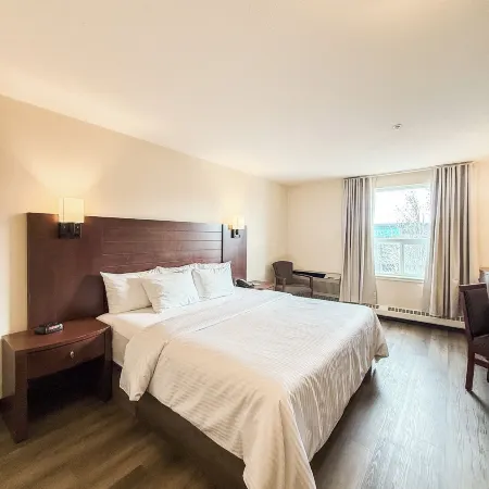 West Edmonton Mall Inn Отели рядом с достопримечательностью «Торговый центр West Edmonton Mall»