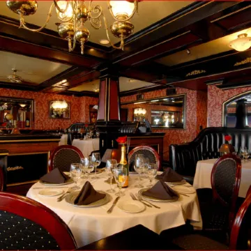 Doryman's Oceanfront Inn