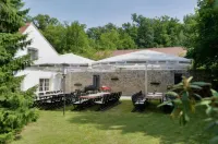 Churfuerstliche Waldschaenke Hotel di Ottendorf-Okrilla