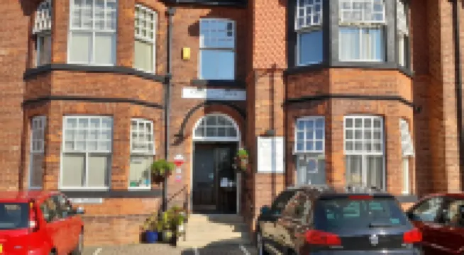 Crescent Lodge Guest House