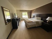 ア ビクトリー イン - ウエスト ディアボーン