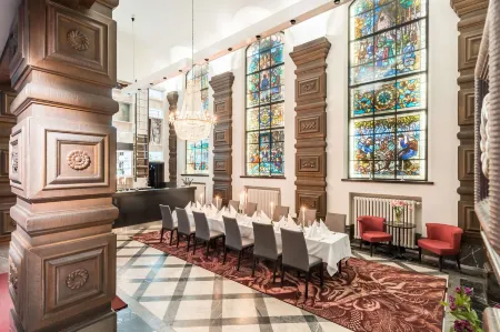 Radisson Blu Plaza Hotel, Helsinki Отели рядом с достопримечательностью «Парк Эспланады»