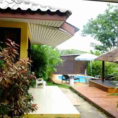 Nankanok Bungalow Hotel Exterior