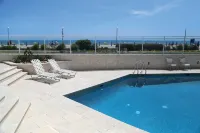 Surfbreak Virginia Beach Oceanfront, Ascend Hotel Collection - Beach