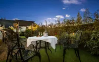 The Newgrange Hotel Hotels near Voyager