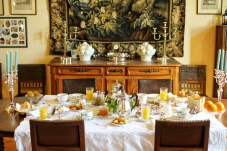 Manoir du Bois Noblet Отели в г. Шавань