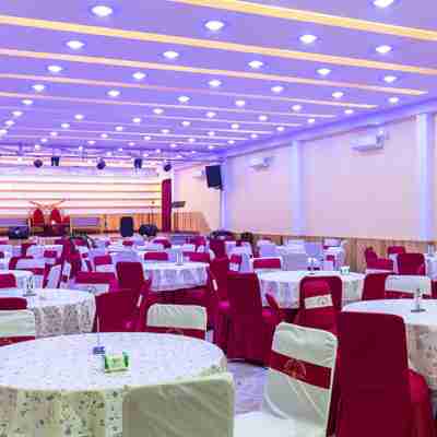 Midpoint Inn Resort Dining/Meeting Rooms