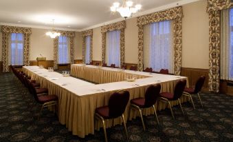 Delta Hotels Bessborough
