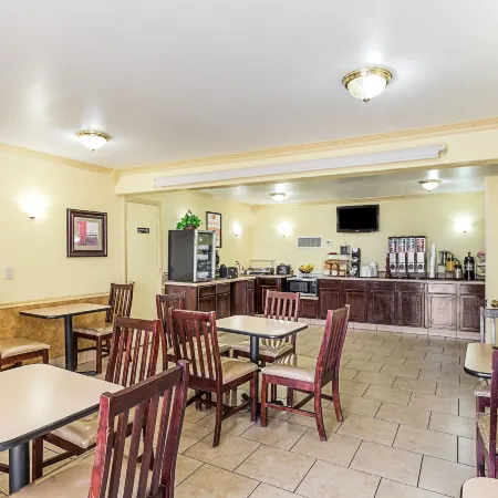 Econo Lodge McAlester