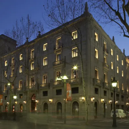Hotel 1898 Отели рядом с достопримечательностью «Парковка MACBA»