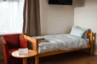 The Crown and Woolpack Hotels in Long Sutton