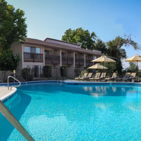 Temecula Creek Inn