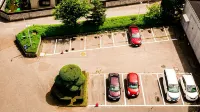Hachinohe Plaza Hotel - parking