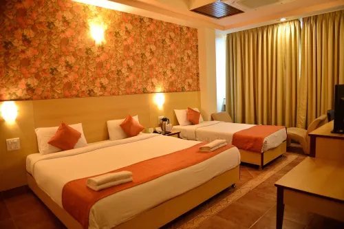 Goa Woodlands Hotel - Airport Shuttle