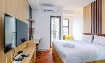 Comfy and Modern Studio at Transpark Cibubur Apartment