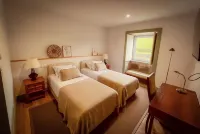 Franco da Serra Country House Отели в г. 