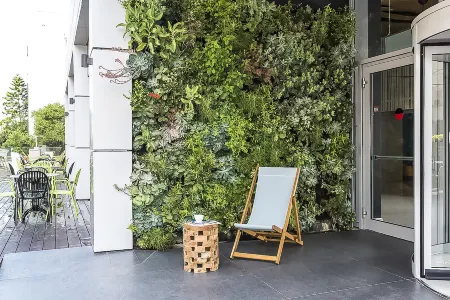 Tal by the Beach - An Atlas Boutique Hotel Отели рядом с достопримечательностью «Музей Пальмах»