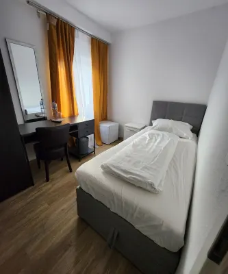 Hotel Alina Hotels in der Nähe von Lidl