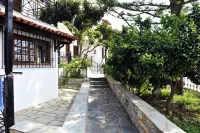 Fengeros Village Hotel in zona Agios Nikolaos Church and Clock Tower