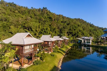 The White House Boutique Chiangrai Отели рядом с достопримечательностью «Singha Park Chiang Rai»