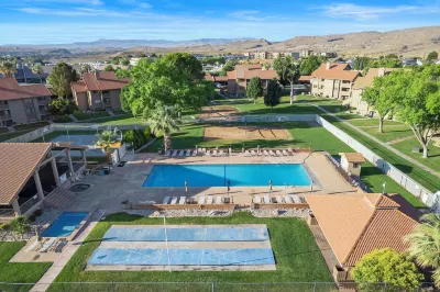 Gorgeous Views & Fun for the Entire Family!