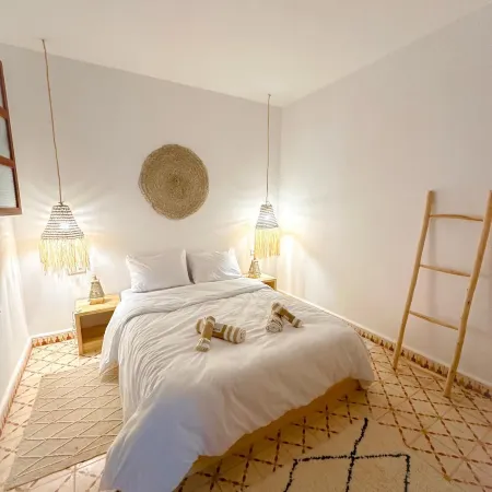 Eco Bay Surf House
