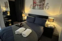 1 Bed-sleeps 4-town Centre-10 min to Ascot- Pets