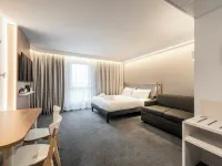 Holiday Inn Express & Suites REIMS - RIVES DE VESLE by IHG Hotels in Reims